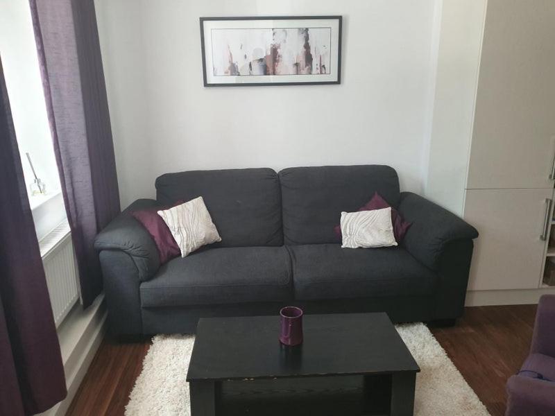 Double Room With Shared Bathroom Λονδίνο Εξωτερικό φωτογραφία